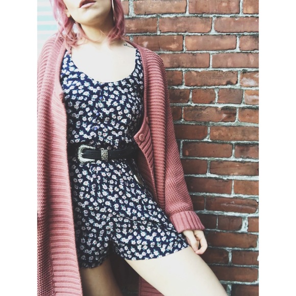 Papaya Other - Adorable floral romper.